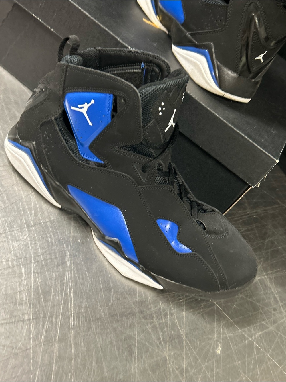 Nike Air Jordan True Flight Size 12 Men - Picture 6 of 11